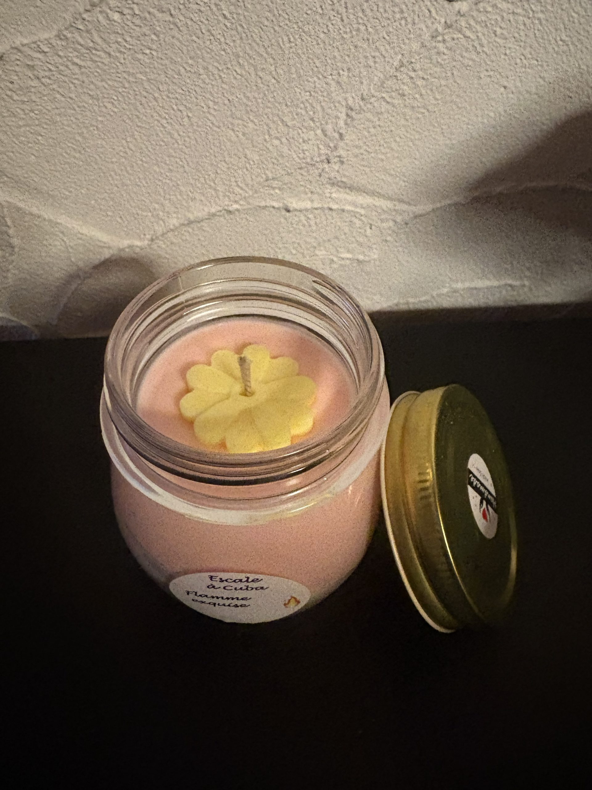 Bougie Escale à Cuba